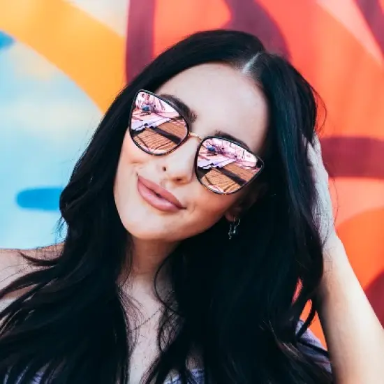 WMP Eyewear Full Flat Lens Cateye Sunglasses for Women image {2}