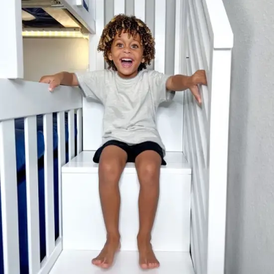 Max & Lily Twin over Full Staircase Bunk Bed with Trundle image {3}
