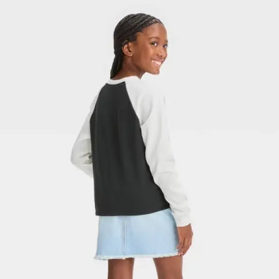 Girls' The Nightmare Before Christmas Raglan Pullover Sweatshirt - Black image {1}