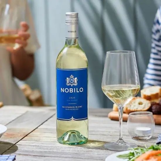 Nobilo Regional Collection Sauvignon Blanc White Wine - 750ml Bottle image {5}