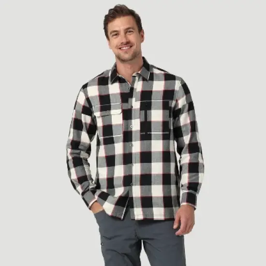 Wrangler Men's Regular Fit ATG Plaid Long Sleeve Button-Down Shirt image {8}
