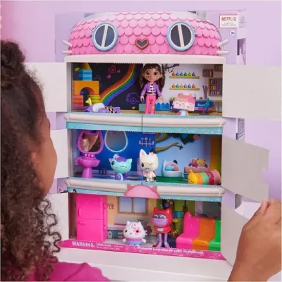 Gabby's Dollhouse, Surprise Pack, Toy Figures and Dollhouse Furniture image {2}