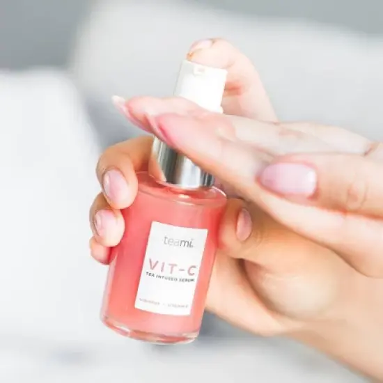 Teami Hibiscus Infused Vitamin-C Serum - 1oz image {4}