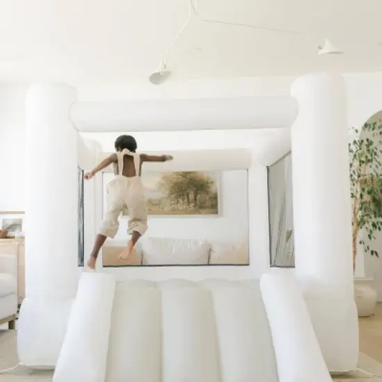 SMOL 8' x 8' Inflatable Bounce House - Neutral Tumblr image {2}