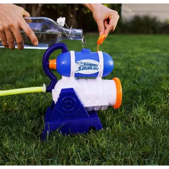 NERF Super Soaker Grab &lsquo;N Go Stomp Soaker by WowWee image {4}