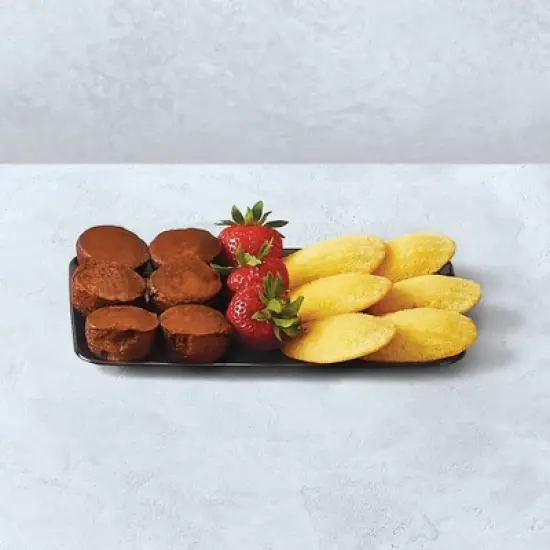 Mini Treat Tray with Strawberries, Small image {1}