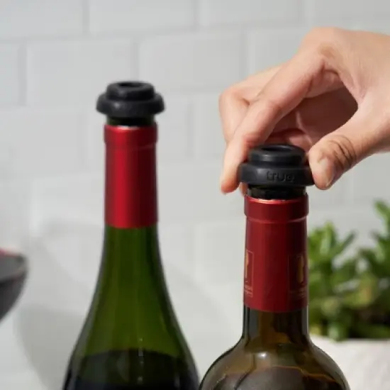 True Preserve: Vacuum Seal Stoppers bottle preserver, Wine Bottle Cork Set, Wine Saver and Stopper, Accessories for Wine Bottles, Black, Set of 2 image {5}