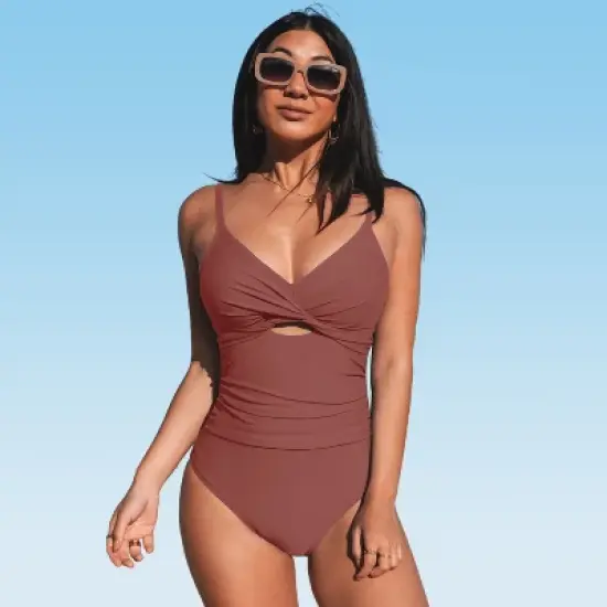 Women's Twist Front Cutout One Piece Swimsuit -Cupshe image {10}