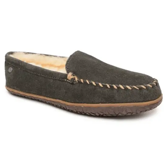 Minnetonka Men's Suede Tobie Loafer Slippers image {6}