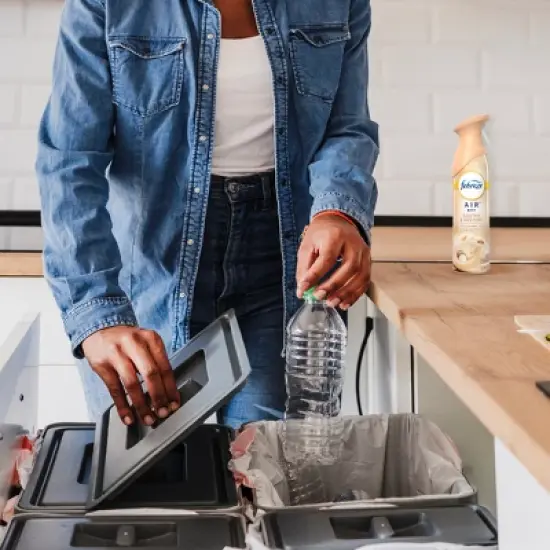 Febreze Air Odor-Fighting Air Freshener - Whipped Warm Sugar - 8.8 fl oz image {6}