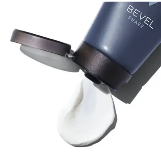 BEVEL Men's Shaving Kit - Pre Shave Oil, Shaving Cream, Post Shave Balm - 3pk image {8}