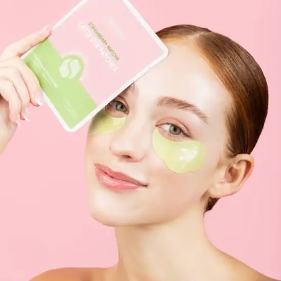 ESW Beauty Strawberry Matcha Latte Depuffing & Cooling Eye Gel image {2}