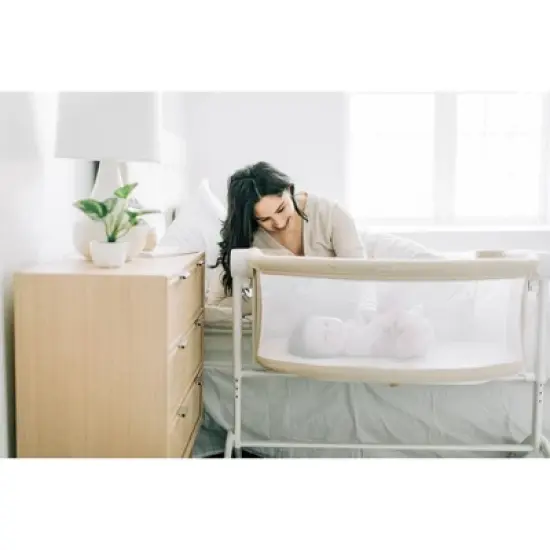 Baby Delight Beside Me Wink Organic Bassinet & Bedside Sleeper image {4}