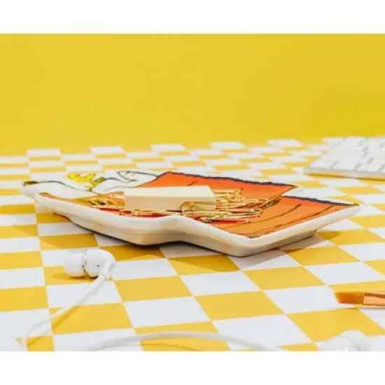 Silver Buffalo Peanuts Snoopy And Woodstock Sculpted Ceramic Trinket Tray image {6}