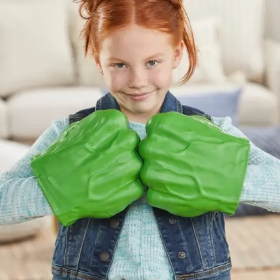 Marvel Avengers Hulk Gamma Smash Role Play Fists image {6}