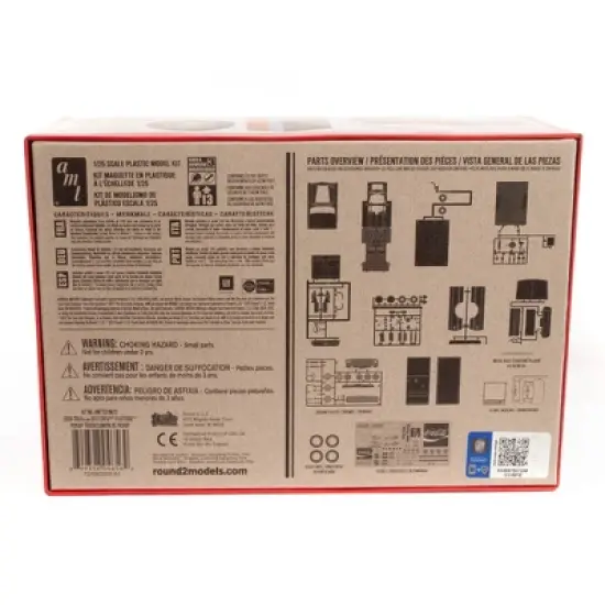 Polar Lights 1972 Chevy Pickup with Vending Machine and Crates (Coca-Cola) 2T Model Kit image {2}