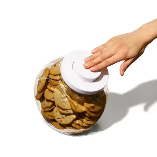 OXO POP 3qt Airtight Cookie Jar image {3}