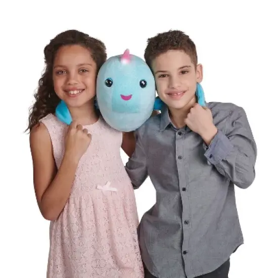 Fingerlings HUGS - Nikki (Blue Glitter) - Interactive Plush Narwhal - By WowWee image {4}