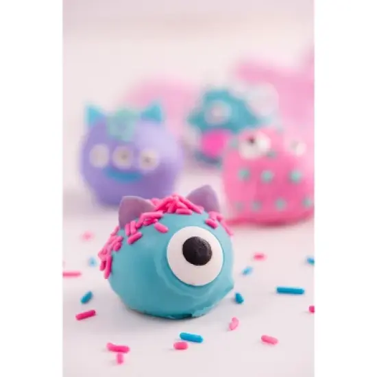 Sweets Indeed | Premium Dextrose Candy Eyeball Tackelbox 2.53 ounces image {2}