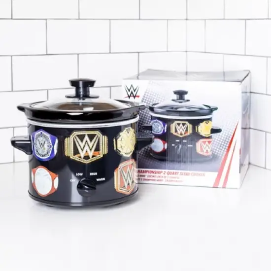 Uncanny Brands WWE Championship Belt 2 QT Slow Cooker- Removable Ceramic Insert Bowl image {1}