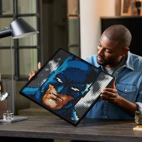 LEGO Art Jim Lee Batman Collection Wall D&eacute;cor Set 31205 image {2}