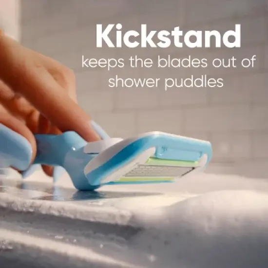 Venus Extra Smooth Women's Razor Handle, 1 Razor Blade Refill and Shower Holder image {6}