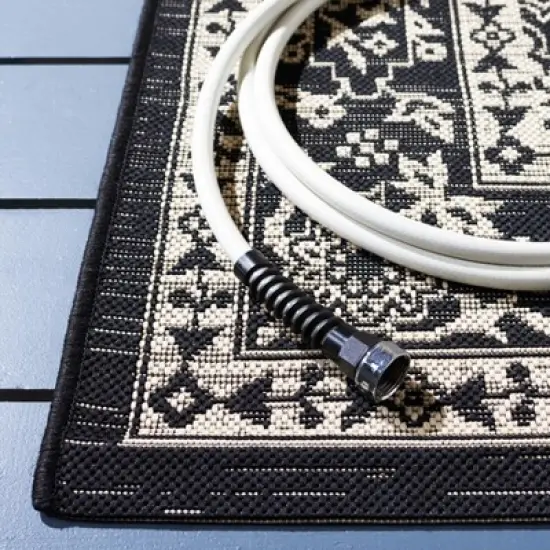 Courtyard CY8679 Power Loomed Indoor/Outdoor Area Rug  - Safavieh image {2}