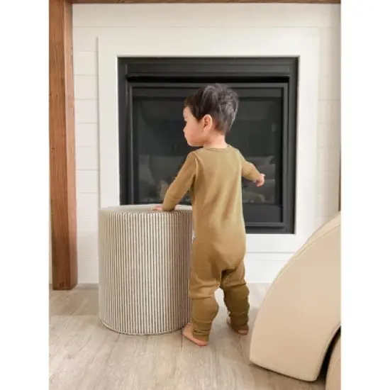 g&uuml;nam&uuml;na&reg; Baby Waffle Sleeper Pajama with DIAPER-ZiP&reg; image {2}