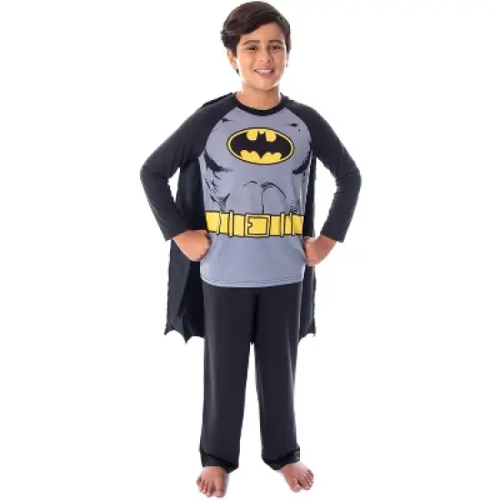 DC Comics Boys' Batman Costume Raglan Shirt And Pants Pajama Set with Cape Batman image {4}