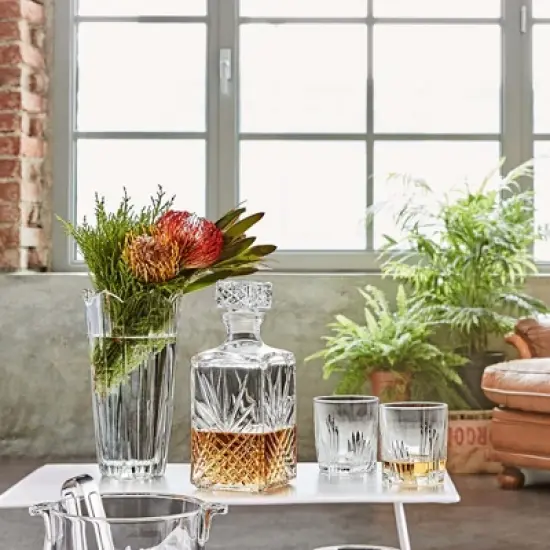 Bormioli Rocco Selecta Decanter - Etched Starburst Glass with Airtight Diamond Stopper - 33.75 Oz. Italian Glass Barware, Dishwasher Safe image {5}