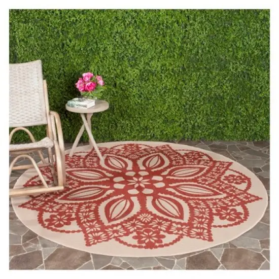 Claridge Outdoor Rug - Safavieh image {1}