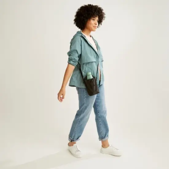 Vera Bradley Women's  Deluxe Water Bottle Crossbody Bag image {4}