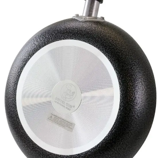 Better Chef 8 Inch Aluminum Fry Pan in Black image {3}