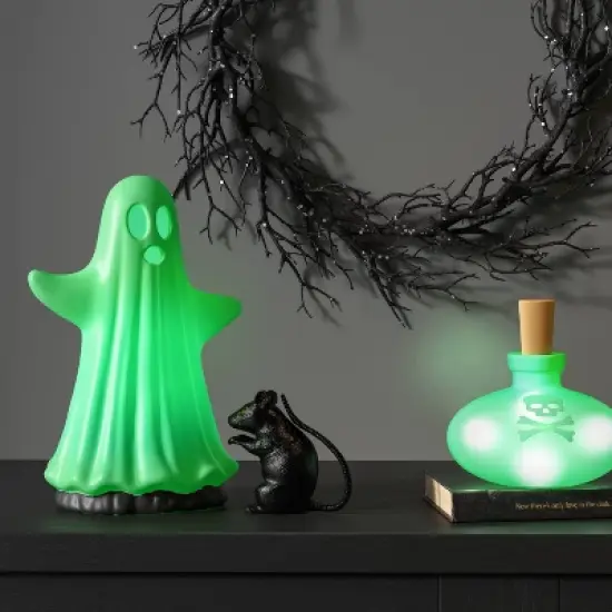 Lit Plastic Bottle Skull Figurine - Hyde and EEK! Boutique&trade; Neon Green image {1}