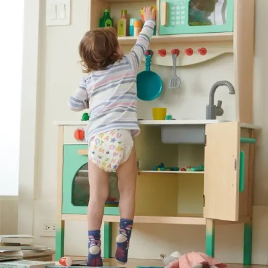 Babyganics Disposable Diapers Box - Size 5 - 50ct image {4}