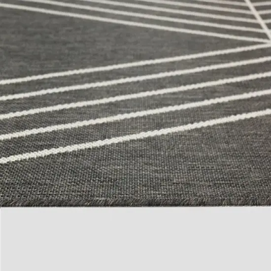 5' x 7' Tilt Outdoor Rug Gray - Project 62&trade; image {3}