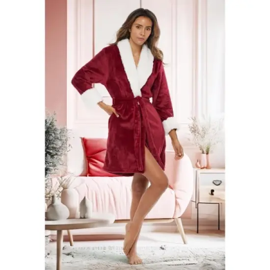 Women's Classic Plush Robe, Short Fleece Bathrobe Solids image {1}