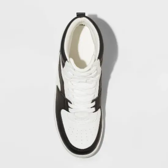 Women's Paige Sneakers - Universal Thread&trade; image {2}