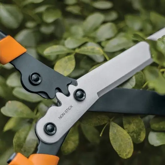 Fiskars PowerGear 2 Hedge Shears (23") image {1}