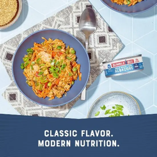 Bumble Bee Solid White Albacore Tuna in Water - 5oz image {7}