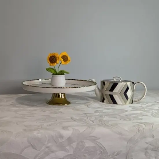 Jiallo Simplicity Collection White Porcelain Gold Trim Round Cake Plate with Stand image {6}