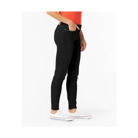DENIZEN&reg; from Levi's&reg; Women's Mid-Rise Skinny Jeans  image {1}
