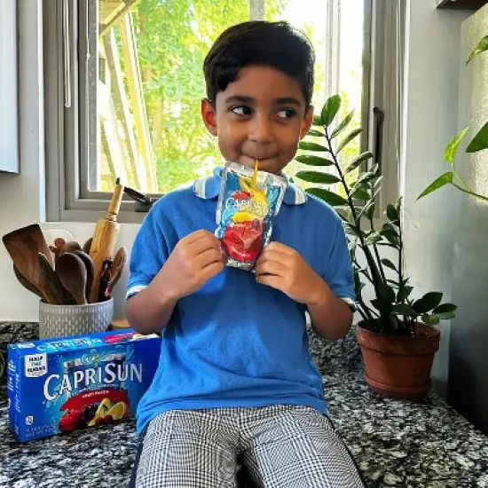 Capri Sun Strawberry Kiwi Juice Boxes - 10pk/6 fl oz Pouches image {2}