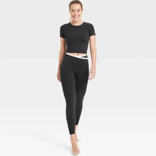 Women's Everyday Soft Cropped Short Sleeve T-Shirt - All In Motion&trade; image {4}