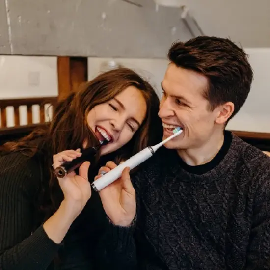 Shyn Sonic Toothbrush - Cloud White image {3}