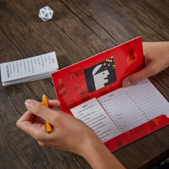 Scattergories Game image {6}