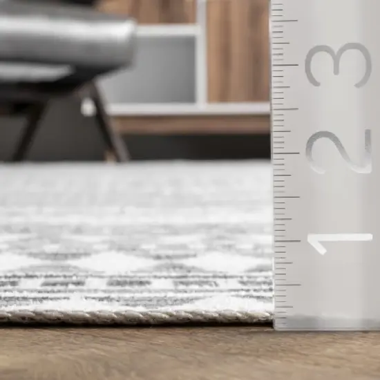 nuLOOM Kira Machine Washable Geometric Area Rug image {2}