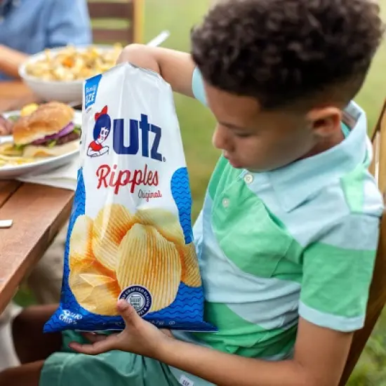 Utz Ripples Potato Chips image {2}