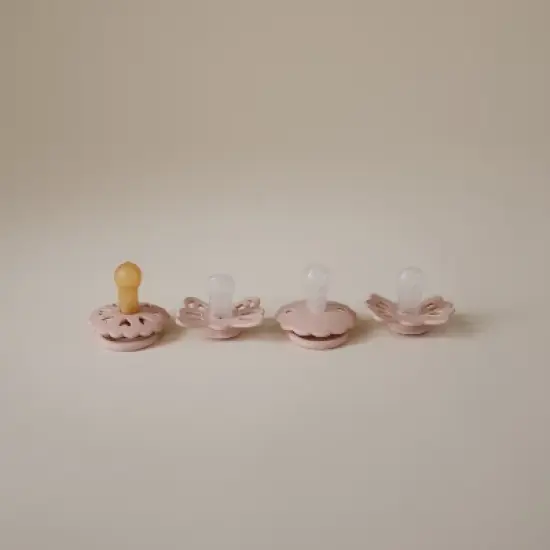 FRIGG Baby's First Pacifier Floral Heart (Blush) 4-Pack image {7}