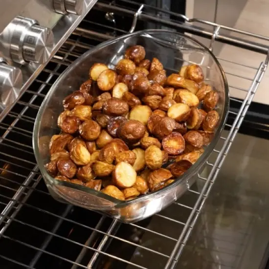 Libbey Baker's Basics 2 Piece Glass Casserole Baking Dish Set with 1 Glass Cover image {4}